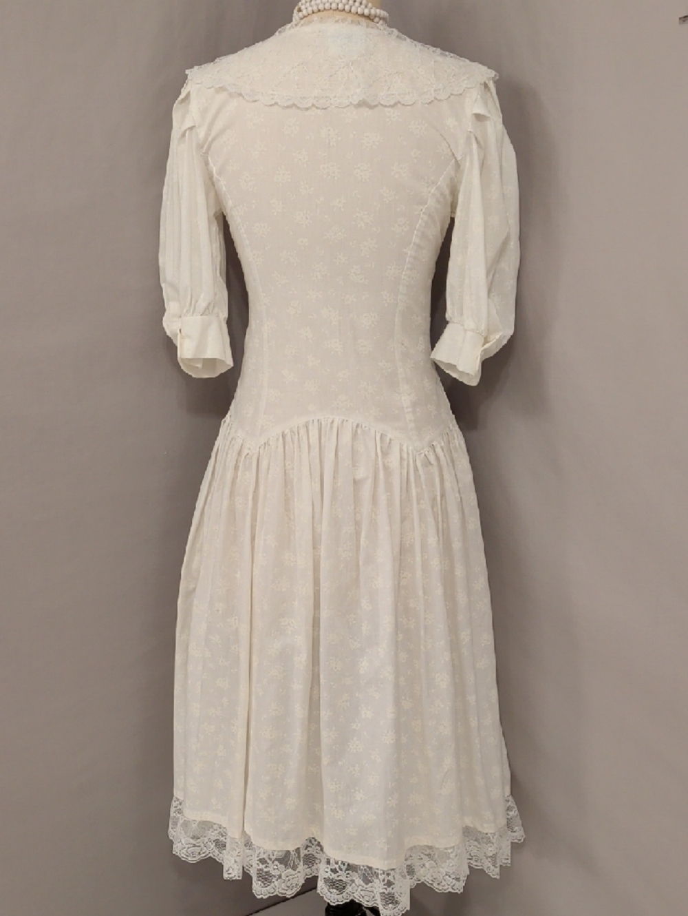 Vintage Classic White Lace Trim Midi Dress Feminine Drop Waist & Puff Sleeves - Picture 5 of 13